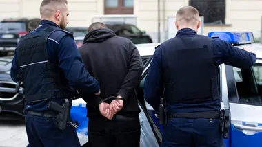 Groził śmiercią parze, potem ukrył się u znajomej. Wpadł po kilku godzinach