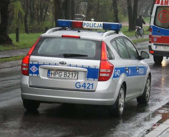 Jelenia Góra: Ignorowanie sygnałów policji to przestępstwo z konsekwencjami do 5 lat więzienia