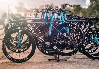 Grafika promocyjna wydarzenia Factor Demo Days x Bike Atelier – jazdy testowe