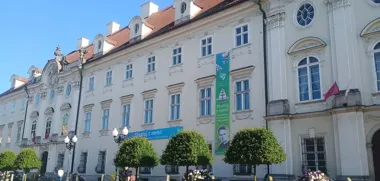Wieczorny spacer po Cieplicach – nocne odkrywanie miasta