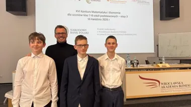 Dziesiątka wraca z Wrocławia z podwójnym zwycięstwem