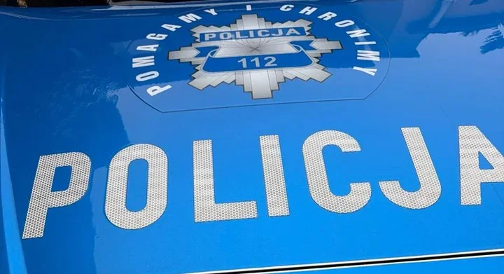 Burze nad Jelenią Górą. Policja wskazuje miejsca, których trzeba unikać