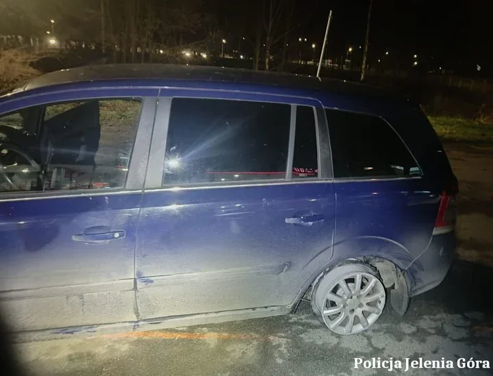 Jechała na samych felgach - w Piechowicach miała blisko 3 promile