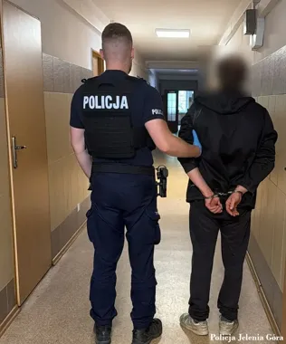 Miesiącami terroryzował partnerkę, a potem zniknął. Kryminalni go znaleźli