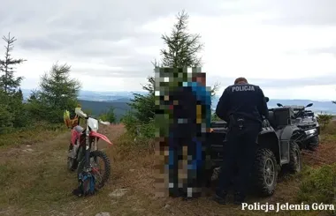 Elektryczne crossy w lesie pod Przełęczą Okraj. Każdy dostał 1000 zł mandatu