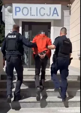 Na torowisku byli już po cięciu - policja przerwała kradzież w Jeleniej Górze