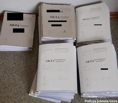 Montaż paneli skończył się oszustwem na prawie 40 tysięcy złotych