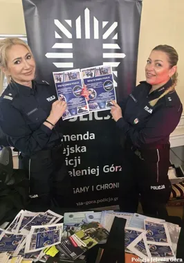 Na targach w Jeleniej Górze Policja pokazała, co naprawdę oferuje